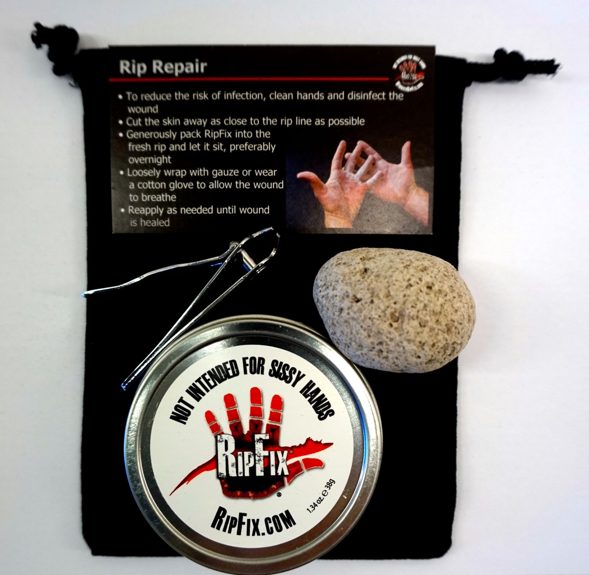 RipFix's tweet image. The perfect Hand Care Maintenace system in one little bag. What's in your gym bag? Find it at RipFix.com #getthefix #ripfix