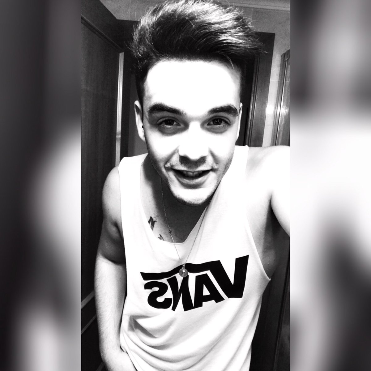 cheechuu7's tweet photo. “Ahora dice que no me conoce” 😶 https://t.co/1njPvLGwVR