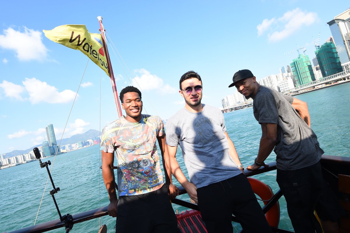 NBA's tweet photo. The @warriors visit Hong Kong during some down time. #NBAChinaGames https://t.co/GcUy77Fec9