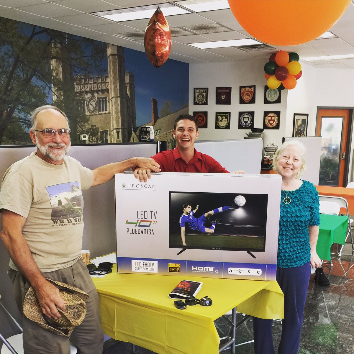 BakerJeepNJ's tweet photo. Let's celebrate! Today, William &amp; Mary Messeroll, who purchased a 2006 @Jeep #Wrangler, #won a 42-inch flatscreen: https://t.co/S1PFjNxIpF 💫 https://t.co/NSSwln3yQD