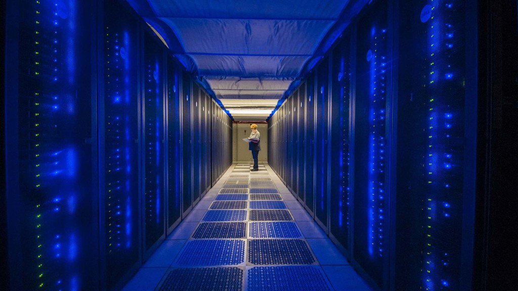 Guglielminetti's tweet photo. Des physiciens tentent de nous prouver que nous ne vivons pas dans une simulation informatique... https://t.co/45XL9ObVHp https://t.co/CXKT6IU7Uq