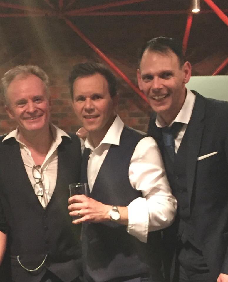 Always good catching up with the legend that is @BobbyDavro1 <a href="/OrchardTheatre/">Orchard Theatre</a> #funny #comedy #celebtime