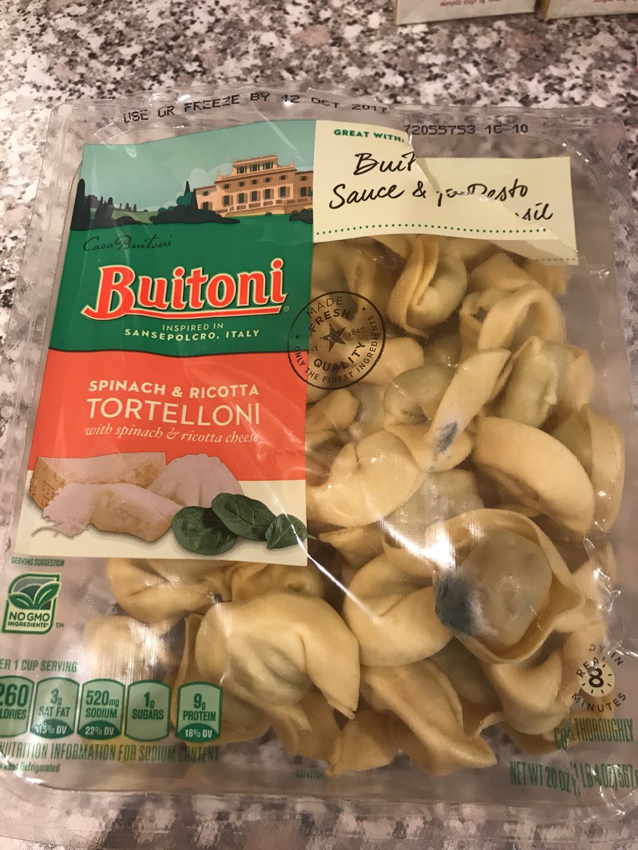 lbkimmel's tweet photo. @BuitoniUSA jopened this pack of tortellini for my daughter and discovered a mold infestation use by date 10/12 #yuck #whatsfordinnernow? https://t.co/CidNZDFy9j