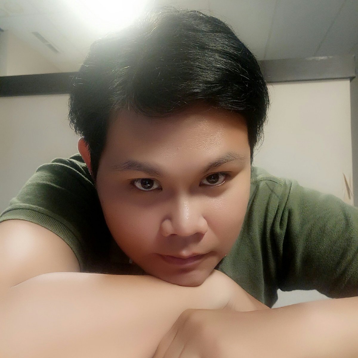 rezayandi's tweet photo. #FotoProfilBaru https://t.co/RvMSiRdRlq
