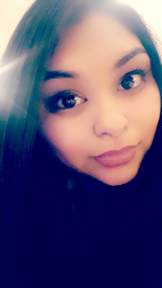 Jeanette135's tweet photo. The person who tries to keep everyone happy often ends up feeling the loneliest. So just keep yourself happy #ThatWasDeep #KeepYourselfHappy https://t.co/qDZsObV0Vj