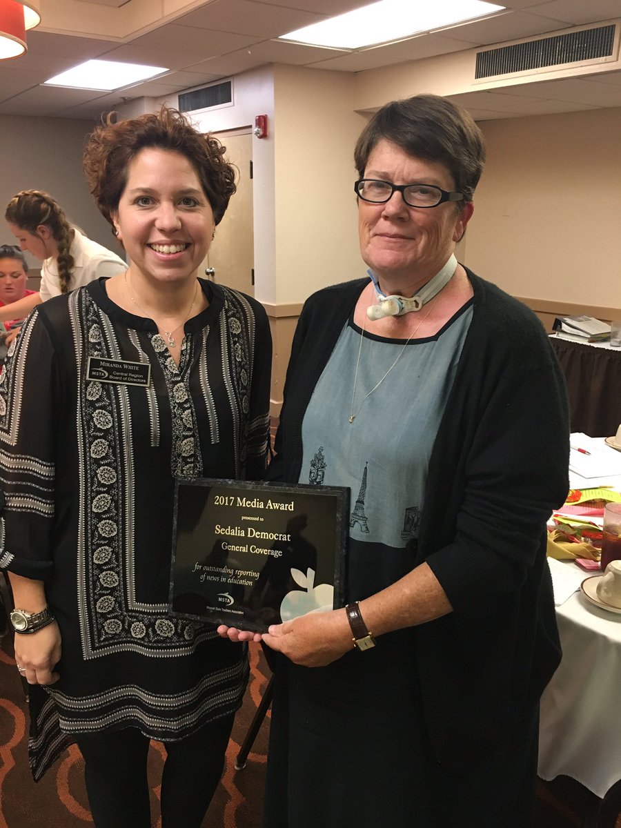 andilou27's tweet photo. We are representing Sedalia at the Central Region's Open Hearing. Big CONGRATS to Hope from the Sedalia Democrat for her media award! She is amazing! #msta #betonbret #ssd200 #sedaliademocrat @MrsLutjenSMS https://t.co/VJqNUMqJmx
