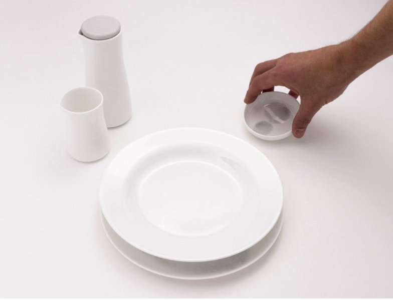 Sydney Industrial designer David Caon David Caon x Noritake_org collab for Qantas inflight tableware Yanko Design ow.ly/1XqI30fCxe6