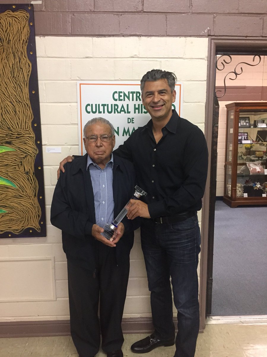 VoteJMA's tweet photo. Congratulations Ralph Gonzales on being the 1st recipient of the #CentroSMTX President’s Award! Your dedication to #SMTX is appreciated! https://t.co/ExTr7YhGEs
