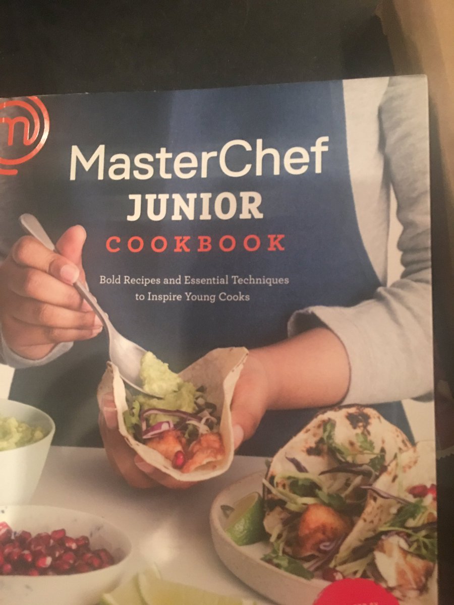 chefianmarcel's tweet photo. Did you see the new #masterchefjunior cookbook? Nice @jrchefaddison &amp; @ChefJJ_TX! Lots of us in there Thx @MasterChefJrFOX! @GordonRamsay https://t.co/ss6dpuTssT