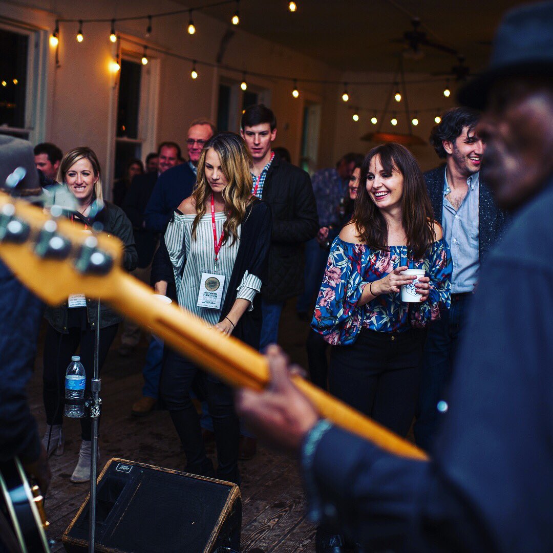 deltasupperclub's tweet image. And then, see, we DANCE. 💃🕺🎸#almostpartytime #countdown #danceparty #DeltaSupperClub #swipeleft 🎶