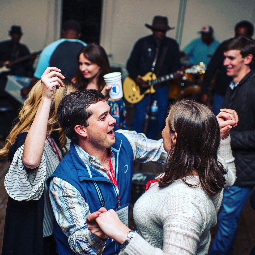 deltasupperclub's tweet image. And then, see, we DANCE. 💃🕺🎸#almostpartytime #countdown #danceparty #DeltaSupperClub #swipeleft 🎶