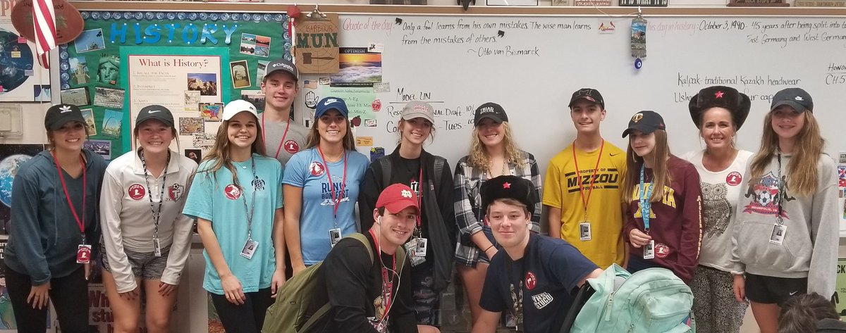 BarbourKelli's tweet photo. When others in StuCo wear normal ballcaps, but these two wear ushanka-hats. πββοΈπββοΈ#furryflaps #hatsforacause #stjudeweek #cancerawareness https://t.co/fAxn8M2YN5