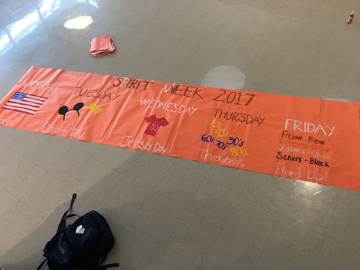 perkvalleycheer's tweet photo. SPIRIT WEEK!10/16-10/20
'Merica Monday🇺🇸🗽
Character Tuesday👑🥊
Jersey Wednesday🏈🏀
Throwback Thursday🔮🕺🏻
Fired Up Friday(class colors)🔸▫️ https://t.co/gUgHaAUbp5