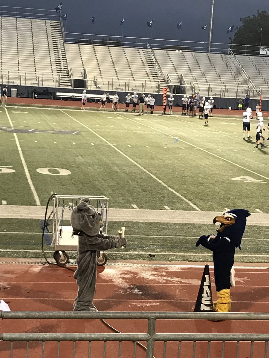 mercedessriley's tweet photo. It's a middle school mascot stare down! https://t.co/YItLsa8kee