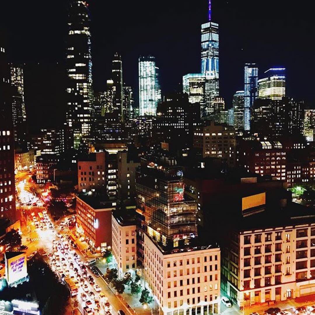 JamesHotels's tweet photo. #citynights #citylights 📷 mingyingsunny #jamessoho #nyc https://t.co/sAJqXAzhVr