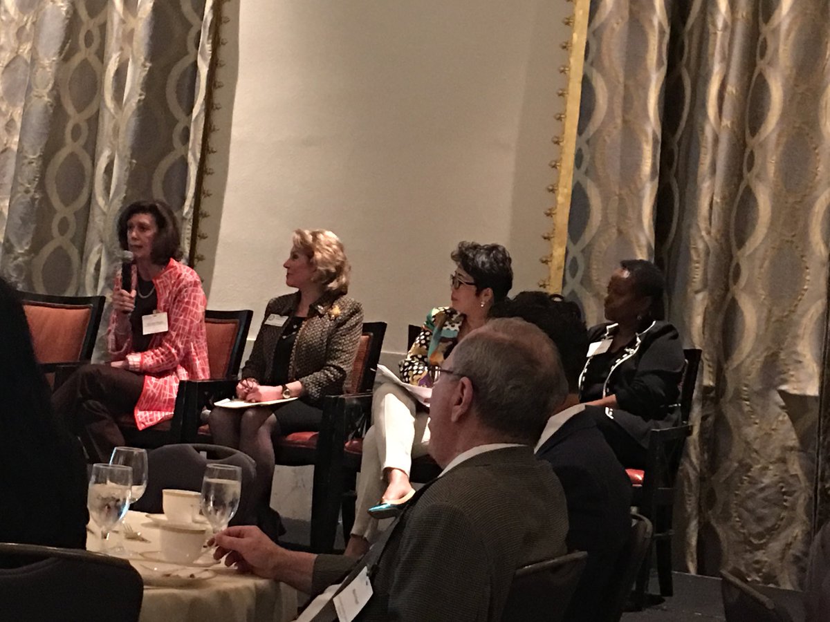 BetsyBassan's tweet photo. Excited to be with #WomenEntrepreneurs in our nation's capitol with @WIPPWeDecide at #WIPPLeaders 2017!! https://t.co/oIuHJ6Q6eI