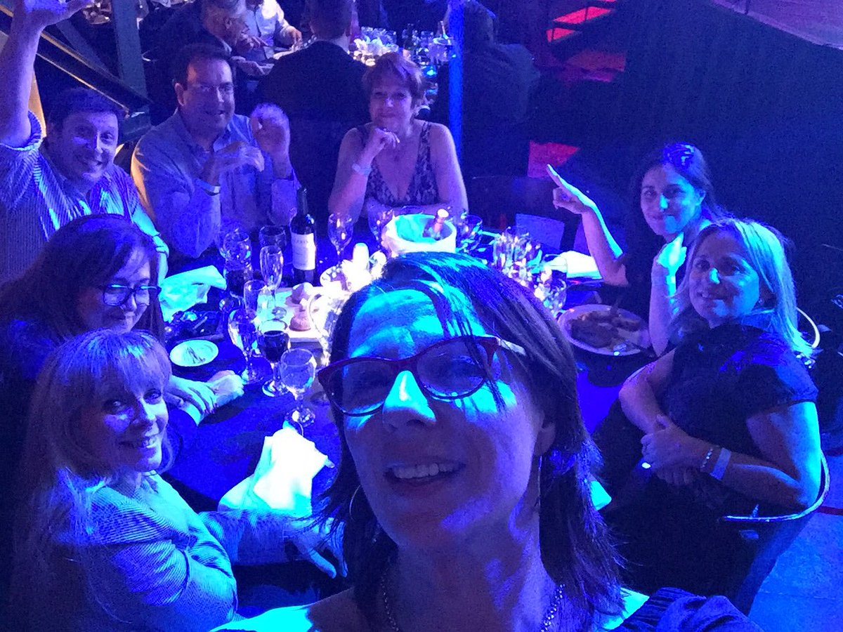 silbetand's tweet photo. @EY_Argentina presente en la cena de gala de cierre #CLAI2017. https://t.co/uxxsmPm1Mc
