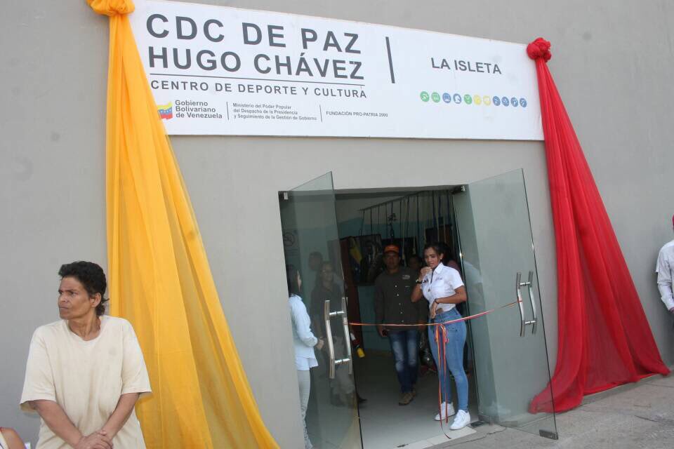 FidelVsquezPSUV's tweet photo. El Centro de Deporte y Cultura Hugo Chávez ubicado en Sotillo abre sus puertas para todos los jóvenes del municipio y sus zonas aledañas https://t.co/DSUWXvhEdJ
