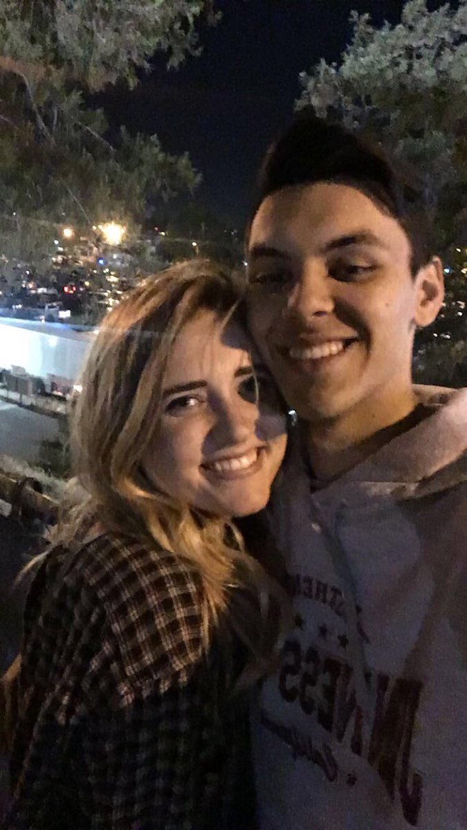 GracesonLassley's tweet photo. You wear cool socks, dance with me in public, and make me laugh so hard I cry.
Boy am I lucky💛
#NationalBoyfriendDay https://t.co/iPDfOCqqQy