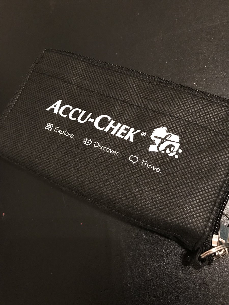 ErinLAlbert's tweet photo. A #swagbag roll call of info from #HealthCarDev 9/29: from @RocheDiaUSA: a super handy travel tote. Again, less plastic! Thanks! https://t.co/cSrNuBxmih