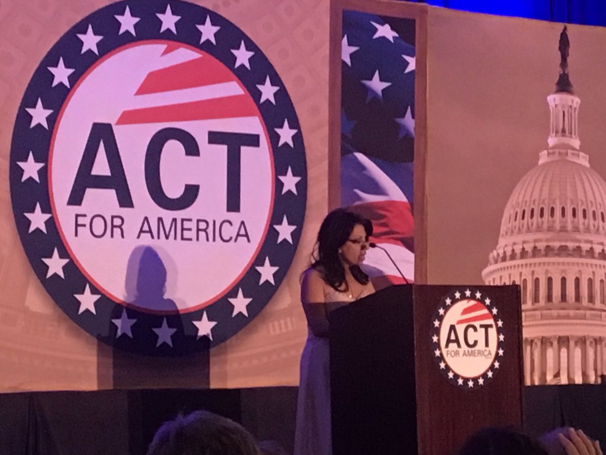 col_ret's tweet photo. Enjoying a fine evening with @ACTBrigitte at the #ACTCon2017 Gala tonight. Talk about an inspiration! https://t.co/0PdWcB73we