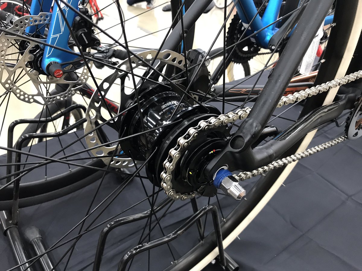 kanzakisenri's tweet photo. Centurion city speed 11
内装11速のクロスバイク。クランクがカッパーカラーでかっこいいのです。。。!
#Centurion #cityspeed #alfine #クロスバイク https://t.co/loMWoanbrs