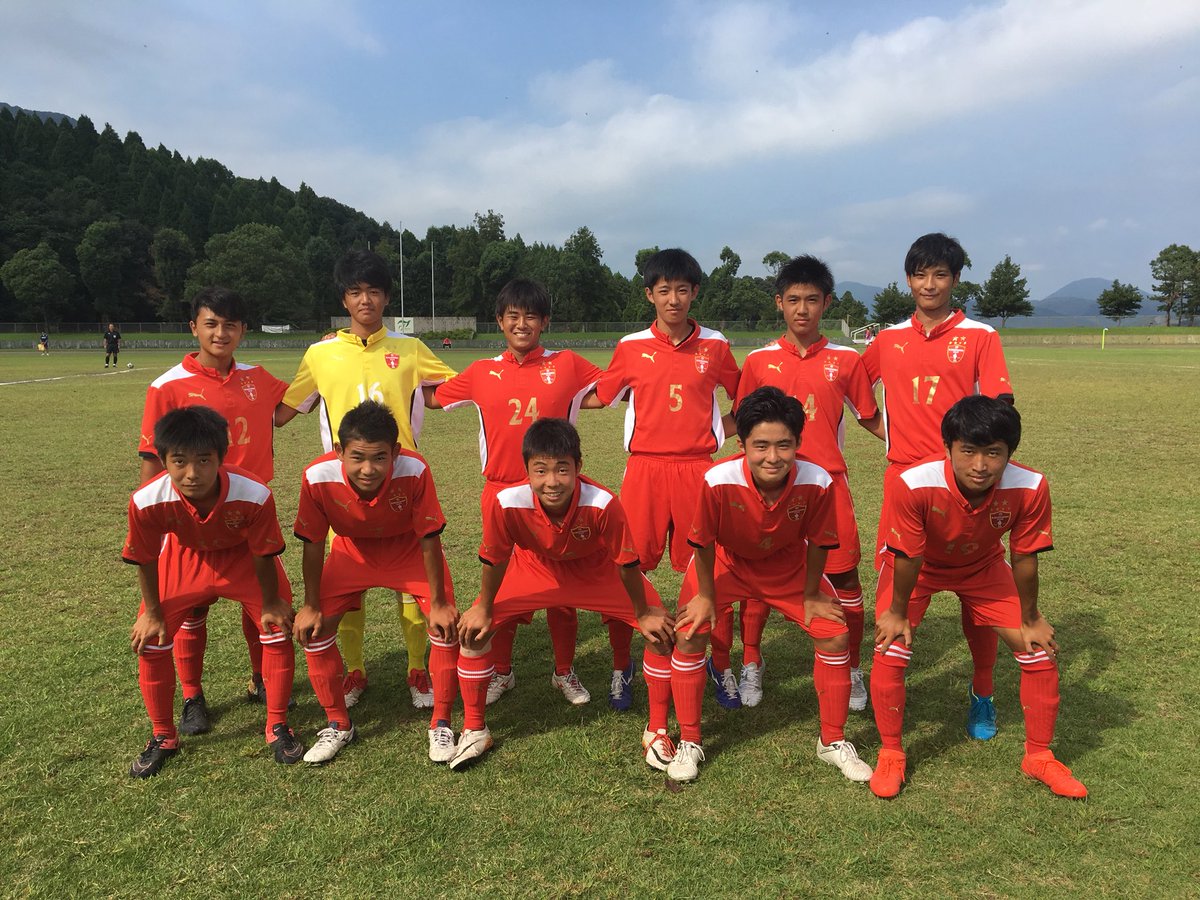 鹿児島高専サッカー部 姶良伊佐地区秋季高校サッカー大会 Vs国分高校 60分 1 0 前0 0 後1 0 得点者 吉永 芝 T Co 6slybmdero Twitter