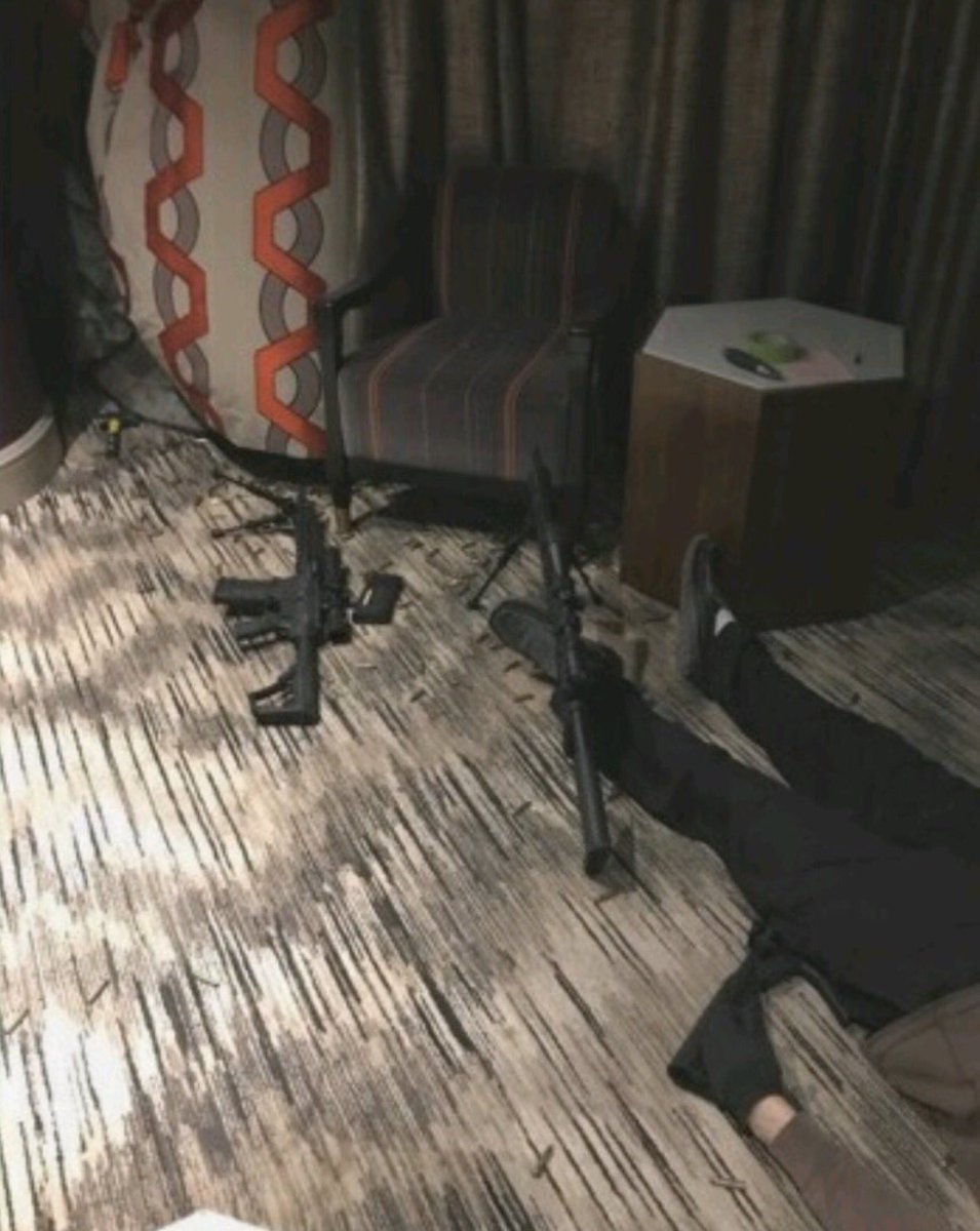 LauraLoomer's tweet photo. How do you "shoot yourself in the head", fall over completely straight on your back,&amp; end up w/ a rifle on top of your legs? Doesn't add up. https://t.co/hoIfSFSvlT