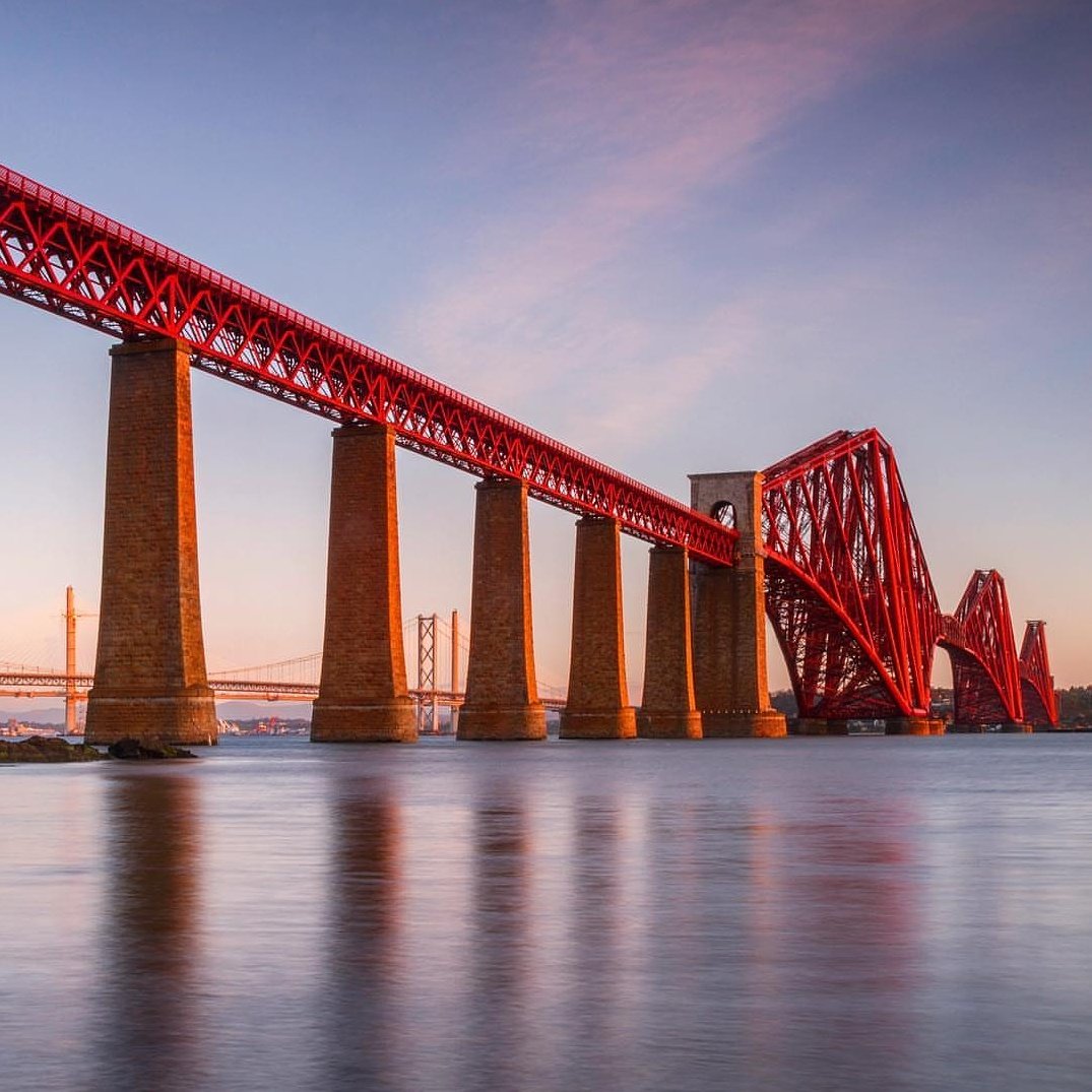 Beautiful capture of the Forth Rail Bridge. Love the reflections in the water 👌🌟 // 📸 - IG Howden
n_j // <a href="/Forth_R_Bridge/">Forth Bridge</a> <a href="/TheForthBridges/">The Forth Bridges</a>