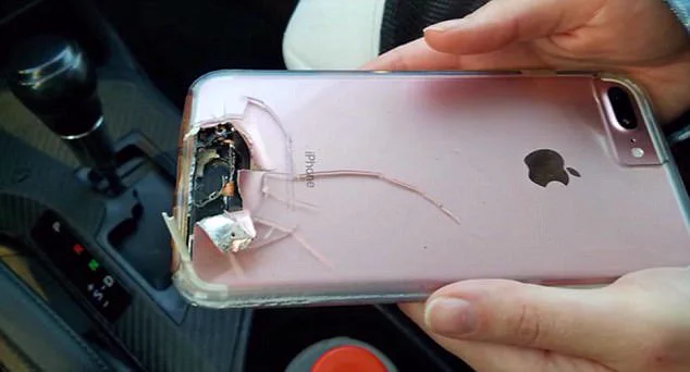 まさにドラマ！ラスベガスの乱射事件に居合わせた女性の命を救ったiPhone！