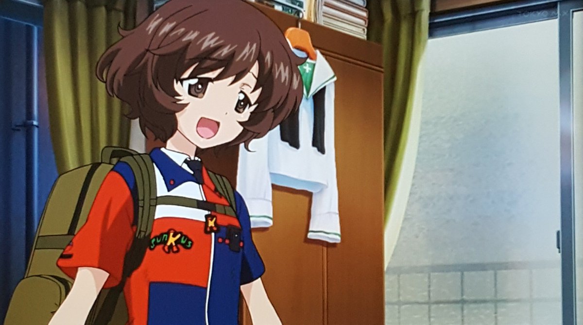 ｍｏｔｏｋｉ No Twitter ローソンでガルパンのクリアファイルを購入 うん やっぱり特に秋山殿はローソン制服姿がちょっと不思議な感じ W