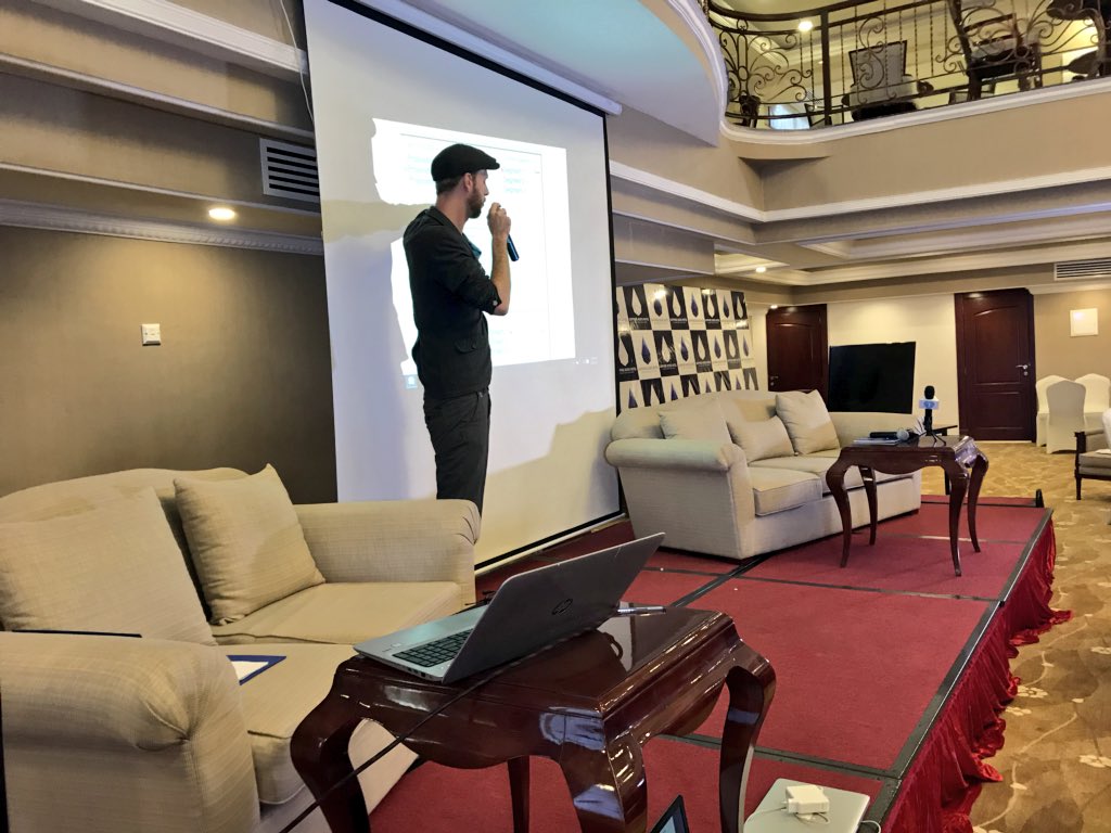 gorioem's tweet image. #Bussiness #Model #canvas - the case of #ZARA - #what is your #social #proposition? #What #makes you #unique? #disrupt! #fashion!