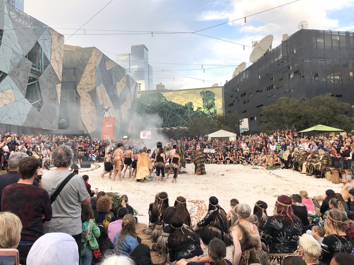 freshjc's tweet photo. Most beautiful!@melbfestival opens with uncle jack narrating #Tanderrum in @FedSquare, celebrating the Kulin Nation #melbfest https://t.co/H1cjmJiN8W