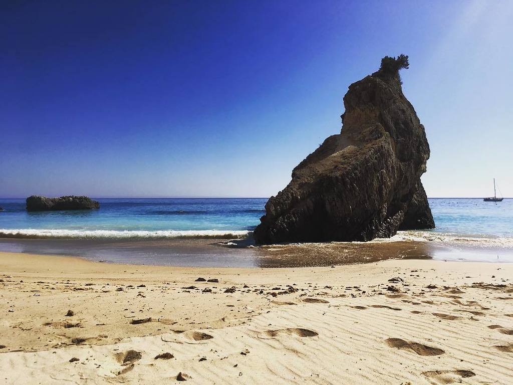 Finally beachtime 🏖 #travel #portugal #sesimbra #roadtrip ift.tt/2g9fOzu