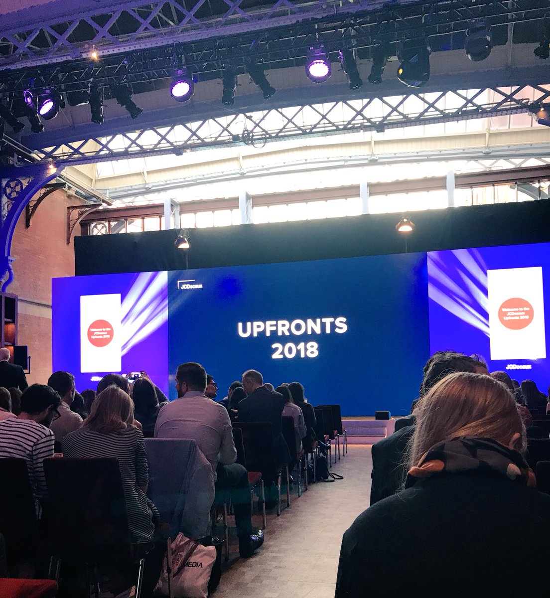 acoops's tweet photo. All about digital transparency #digitalupfronts #jcdecaux https://t.co/SN5C9r7cMB