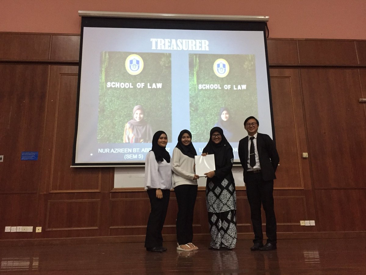 UUMLawsocEc's tweet photo. [High Committees]

Treasurer 

1.LIYANA  (SEM 5) 
2.NUR AZREEN (SEM 5) https://t.co/kwIqCNcLZG