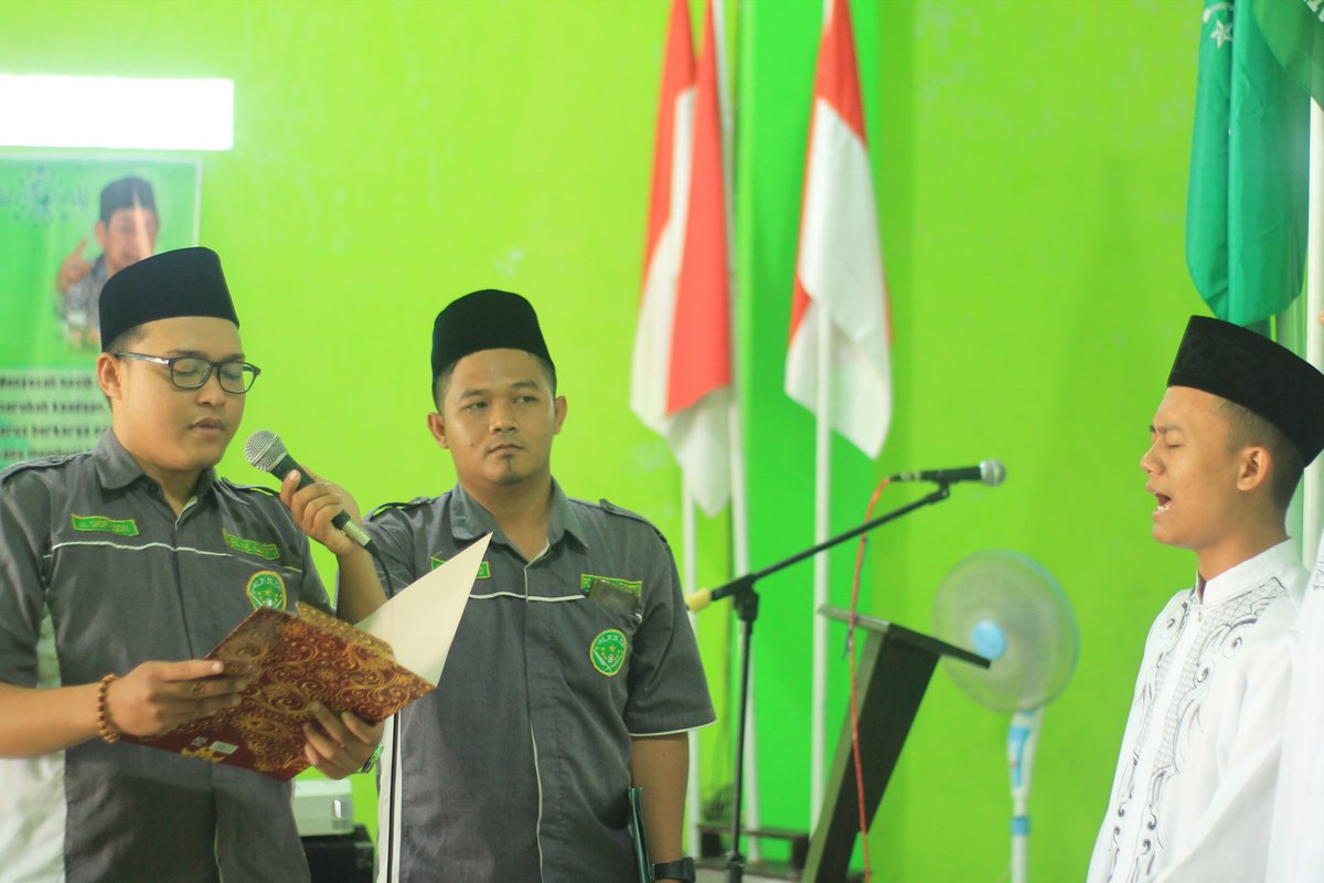pcipnumojokerto's tweet photo. PAC. IPNU Kec. Pungging dilantik PC. IPNU Kab. Mojokerto #ipnumojokerto https://t.co/De3O5zociy