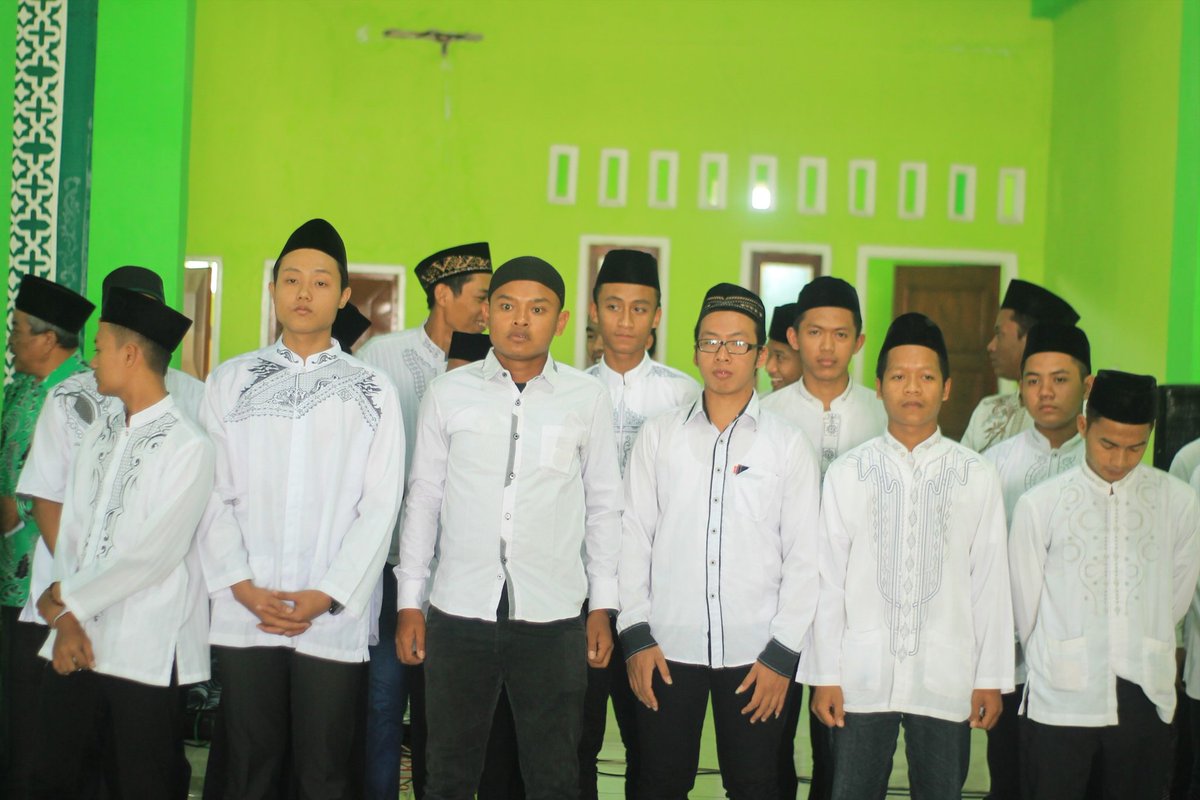 pcipnumojokerto's tweet photo. PAC. IPNU Kec. Pungging dilantik PC. IPNU Kab. Mojokerto #ipnumojokerto https://t.co/De3O5zociy