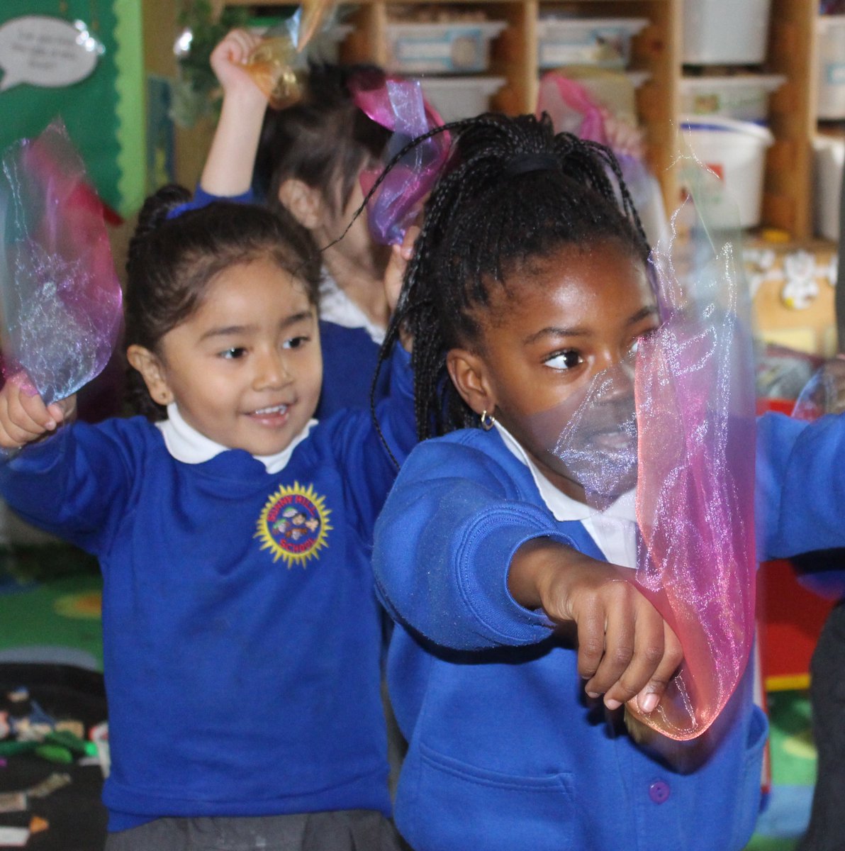 SunnyhillSW16's tweet image. #ReceptionThames have been learning to do the #Digitdance to improve their number formation.  Thanks to @ShonetteBason for the idea