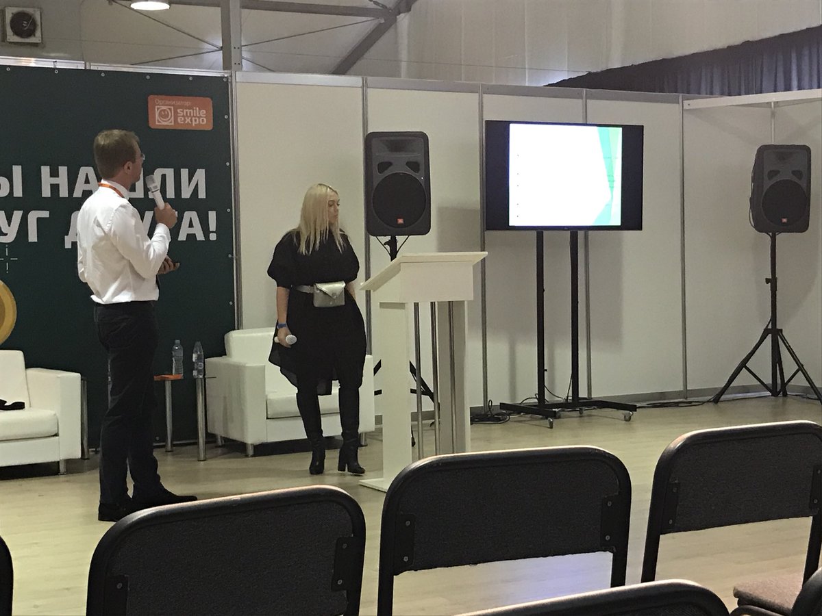 Pub_Discovery's tweet photo. Hearing Frank Ravanelli speaking at @RaceExpo on #influencer #affiliate partnerships #RACE2017 https://t.co/EIKBRDVTgW