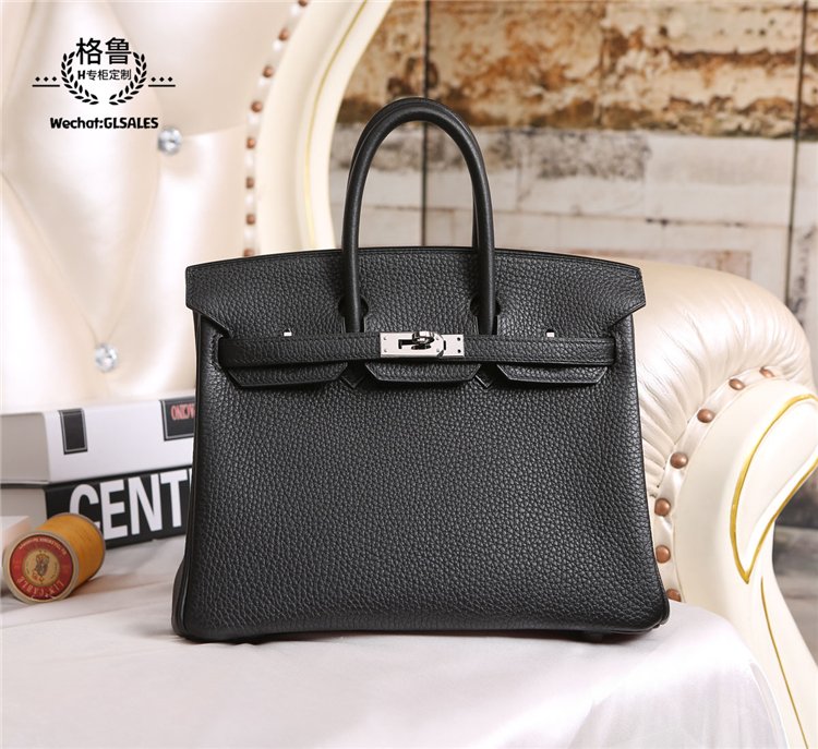 Tophandbag's tweet photo. Happy Mid-Autumn festival!
Customer order, #Birkin 25 full hand sewing TC imported big ox leather 89 noir silver button #handbags #bags #北京 https://t.co/h1edR7Ybyj