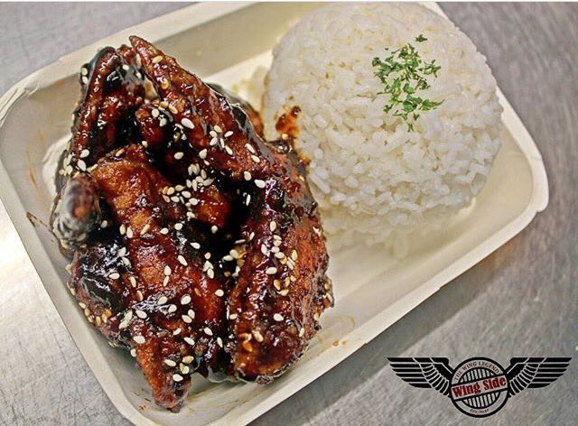WingSideDavao's tweet photo. Lemon pepper & Teriyaki #wingsidedavao #TheWingLegend https://t.co/SFKwGRA1QK