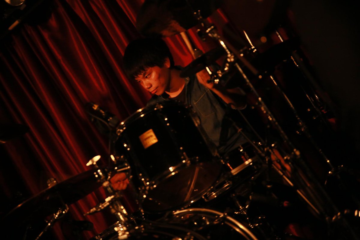 toge_toge_2's tweet photo. 2017.10.1 at 清川UTERO
Sound Without Equal
Nékoha
4 of 5
#Nékoha #SoundWithoutEqual #UTERO #ファインダー越しの私の世界 #LivePhoto #猫派 https://t.co/0N35meGSFR