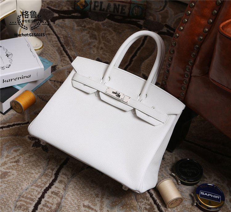 Tophandbag's tweet photo. Happy Mid-Autumn festival!
Customer order, #Birkin 30 full hand sewing Togo import small ox skin 01 Blanc silver buckle #handbags #北京 #香港 https://t.co/kLCi0FY9gP