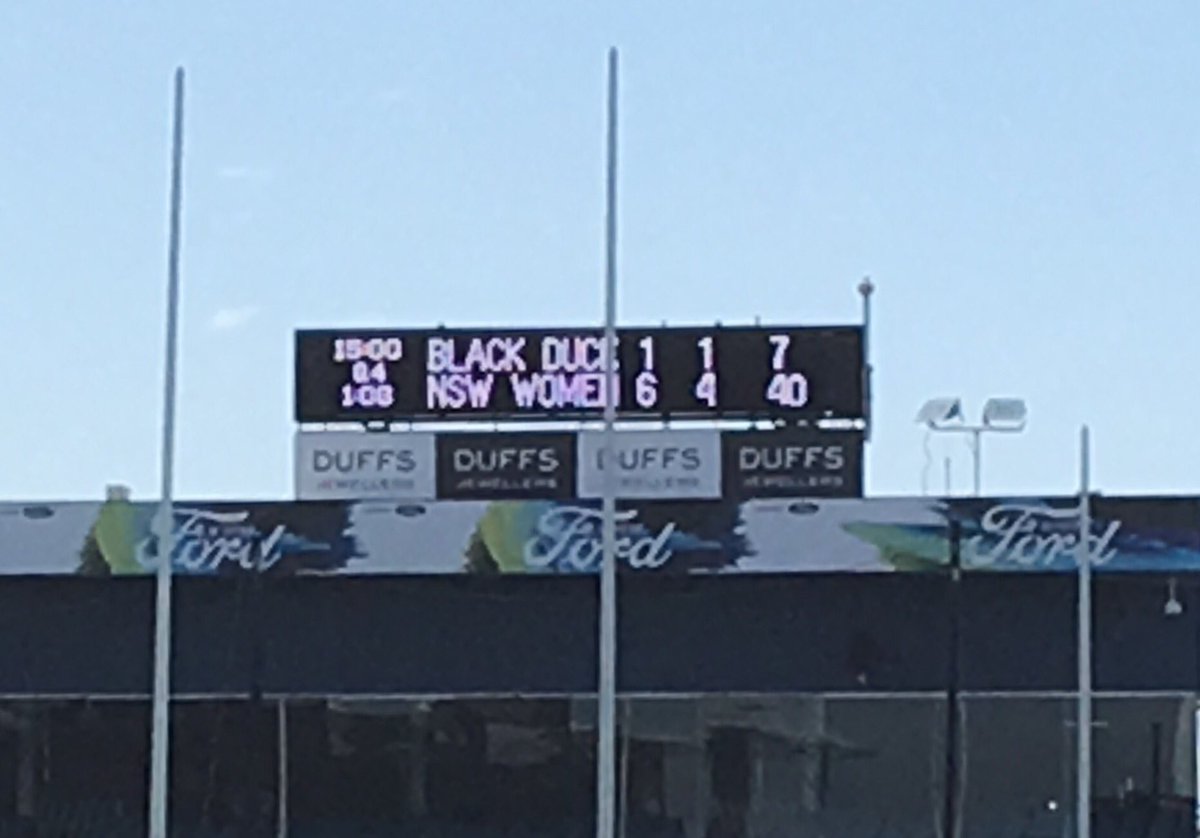 tracethekick's tweet photo. NSW def WA and QLD and NSW remain undefeated in the women's AFL masters carnival. Bring on Saturday! @sammostyn @SusanAlberti1 #aflnswact https://t.co/d0AMEBaG4M