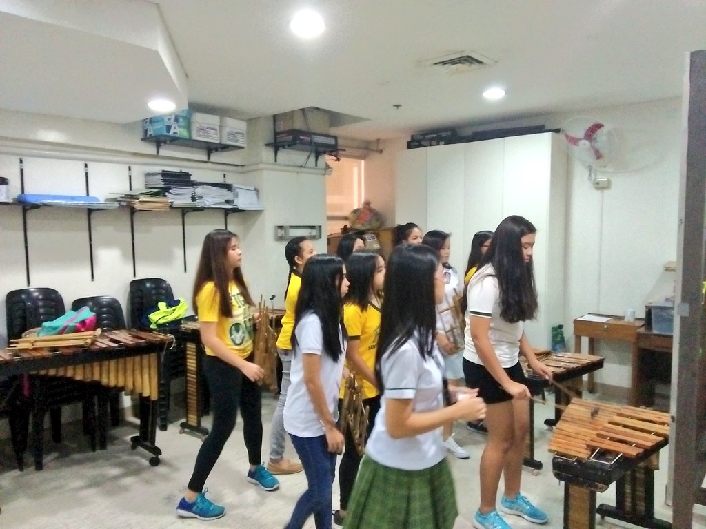 FEUBambooBand's tweet photo. @FEUBambooBand October 4, 2017 https://t.co/z5Ajs5T84i