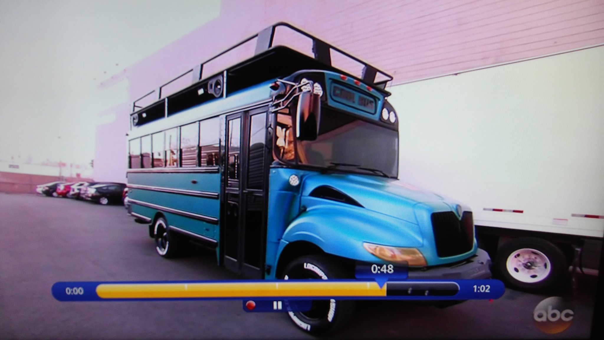 Vixen Eagle on Twitter: "Got to see the Cool Bus on #Kimmel before vlog reveal #yahyeet https://t.co/sv75iKIE4E" / Twitter