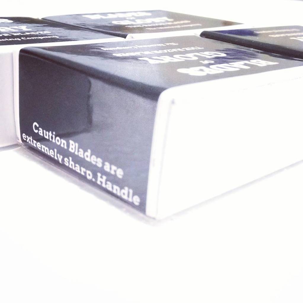 Get your razor blades with your Blades of Glory shaving set.
. .
#shavingcoza #southafrica#man #bladesofglory #old… ift.tt/2xTKdcR