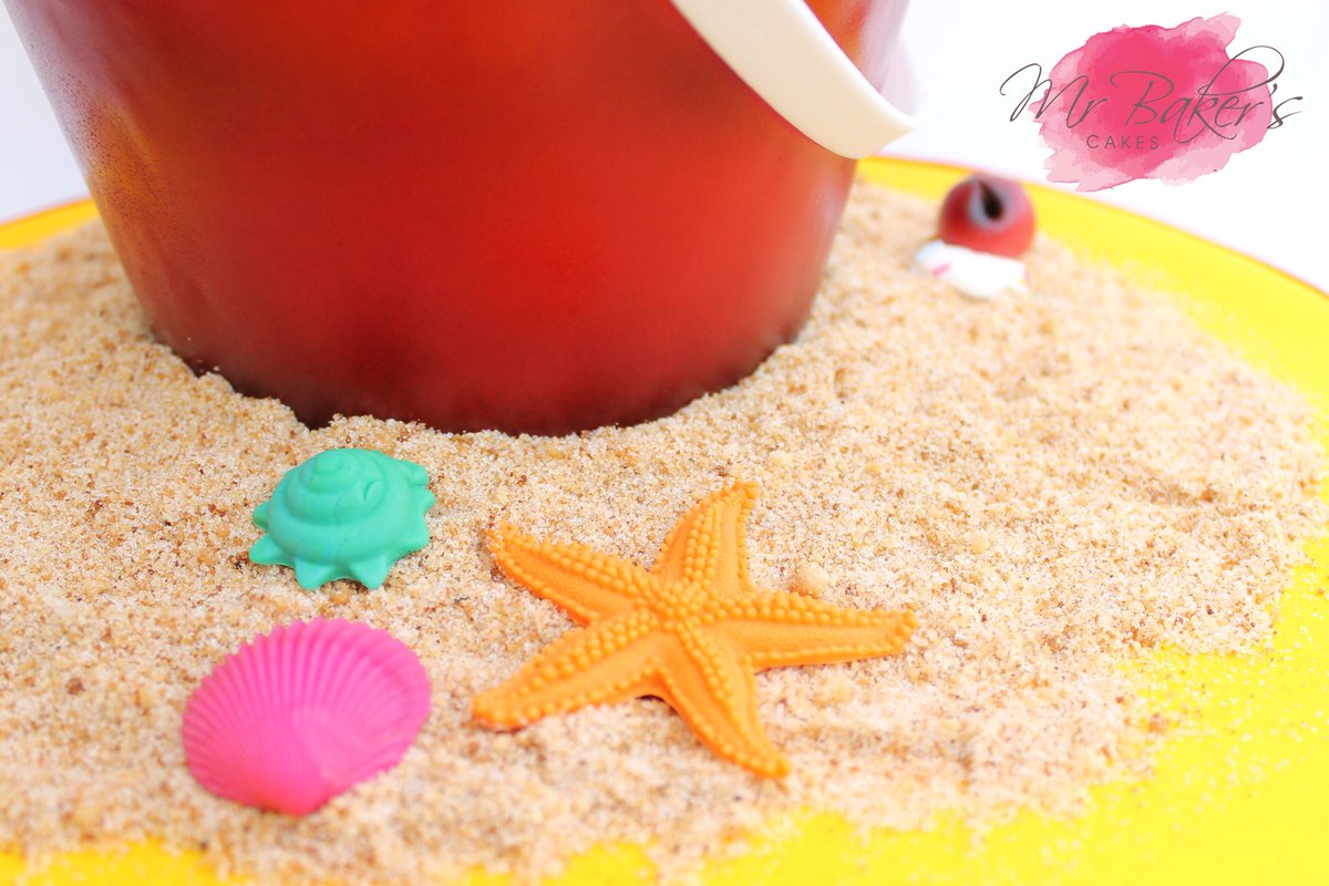 RobBGUK's tweet photo. My first web-tutorial is up on the site: Mr Bakerโs Edible Sand!
https://t.co/FC8QZwO1rY
#caketutorial #ediblesand https://t.co/idRF5ywLwe