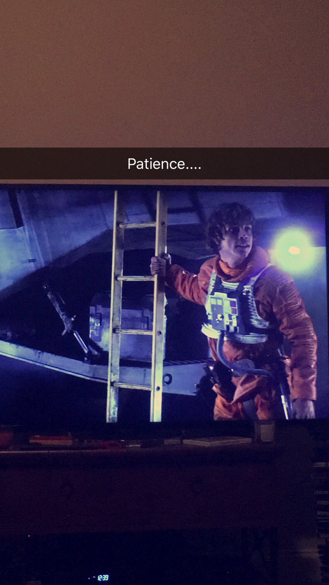 jmmbrn's tweet photo. @HamillHimself waiting on the new trailer for #TheLastJedi like.... #butYoda I #needhints https://t.co/TL28dDwIOI